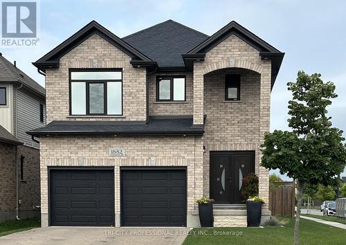 1882 Cedarpark Drive, London, ON - Outdoor