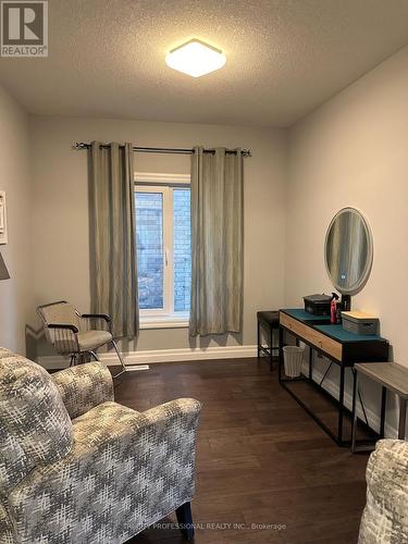 1882 Cedarpark Drive, London, ON - Indoor Photo Showing Bedroom