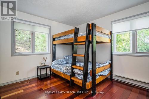 101 North Shore Road, Northern Bruce Peninsula, ON - Indoor Photo Showing Bedroom