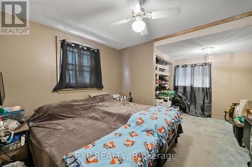 6268 Drummond Road, Niagara Falls, ON - Indoor Photo Showing Bedroom