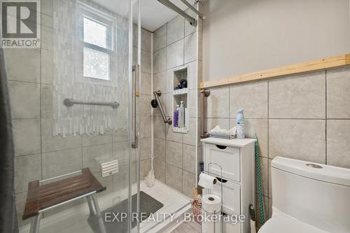 6268 Drummond Road, Niagara Falls, ON - Indoor Photo Showing Bathroom