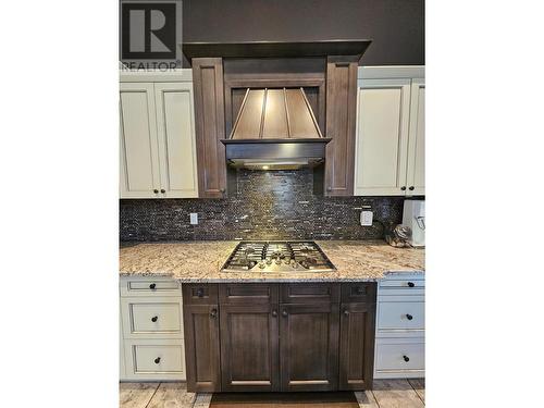 8409 18 Street, Dawson Creek, BC - Indoor Photo Showing Kitchen