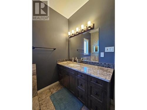 8409 18 Street, Dawson Creek, BC - Indoor Photo Showing Bathroom