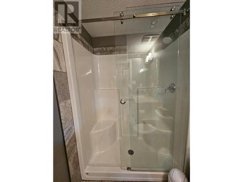 8409 18 Street, Dawson Creek, BC - Indoor Photo Showing Bathroom