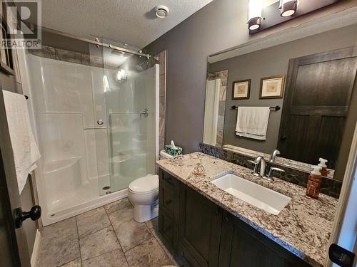 8409 18 Street, Dawson Creek, BC - Indoor Photo Showing Bathroom