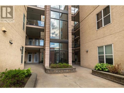 1327 St Paul Street Unit# 408, Kelowna, BC - Outdoor With Balcony