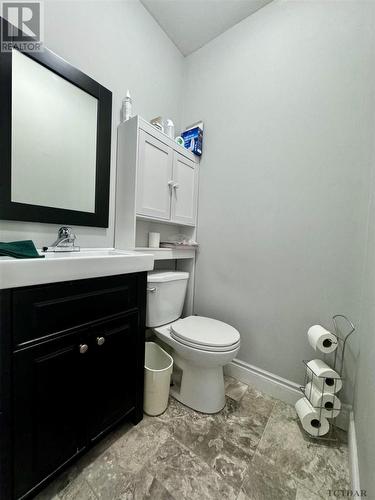 358 Tamarack St, Timmins, ON - Indoor Photo Showing Bathroom