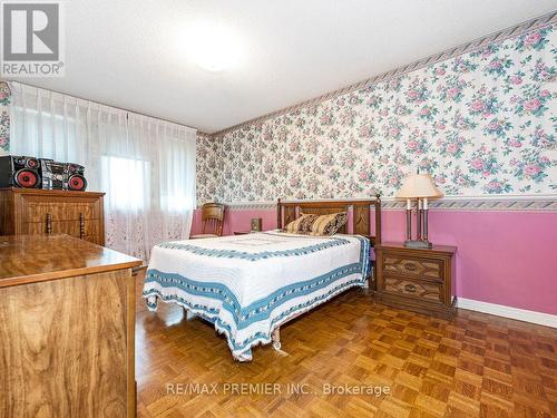 26 Dicarlo Drive, Vaughan, ON - Indoor Photo Showing Bedroom