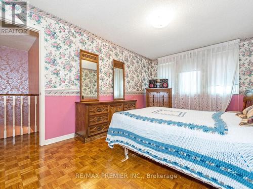 26 Dicarlo Drive, Vaughan, ON - Indoor Photo Showing Bedroom