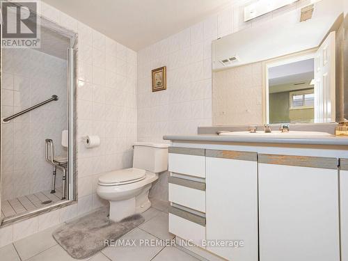 26 Dicarlo Drive, Vaughan, ON - Indoor Photo Showing Bathroom