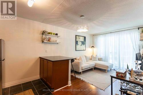 213 - 2121 Lake Shore Boulevard W, Toronto (Mimico), ON - Indoor