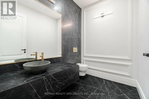 2014 Lakeshore Road W, Oakville (Bronte West), ON - Indoor Photo Showing Bathroom