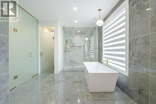 2014 Lakeshore Road W, Oakville (Bronte West), ON - Indoor Photo Showing Bathroom