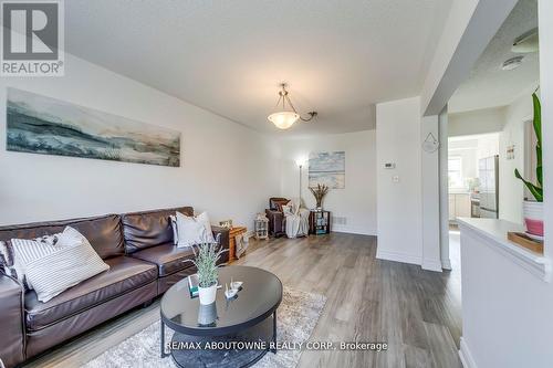 2973 Garnethill Way, Oakville (West Oak Trails), ON - Indoor Photo Showing Living Room