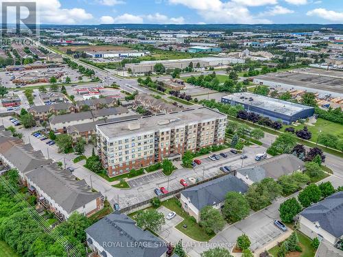 105 - 5070 Fairview Street, Burlington (Appleby), ON - Outdoor With View