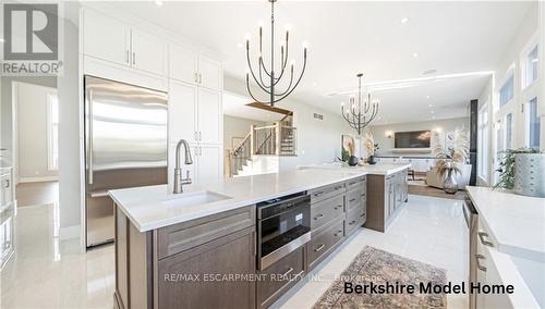 3 Hilborn Crescent, Blandford-Blenheim, ON - Indoor Photo Showing Kitchen With Upgraded Kitchen