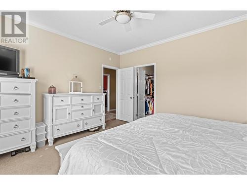 225 Country Estate Drive, Vernon, BC - Indoor Photo Showing Bedroom