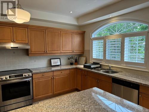 54 Roberson Drive, Ajax, ON - Indoor Photo Showing Kitchen With Double Sink