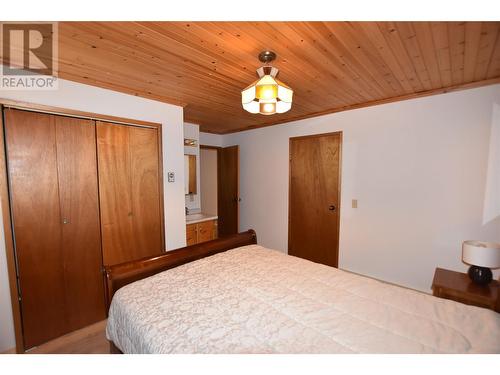 88 Elk Street, Vernon, BC - Indoor Photo Showing Bedroom