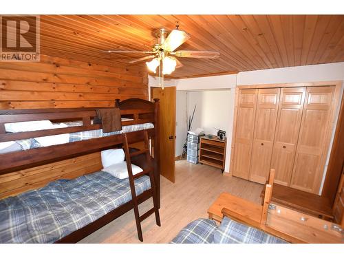 88 Elk Street, Vernon, BC - Indoor Photo Showing Bedroom