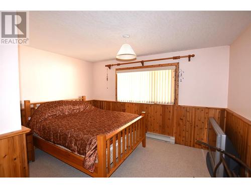 88 Elk Street, Vernon, BC - Indoor Photo Showing Bedroom