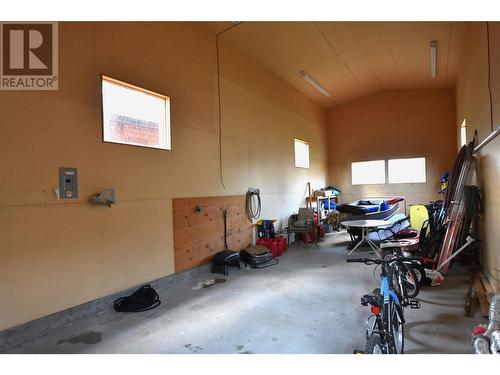 88 Elk Street, Vernon, BC - Indoor Photo Showing Garage