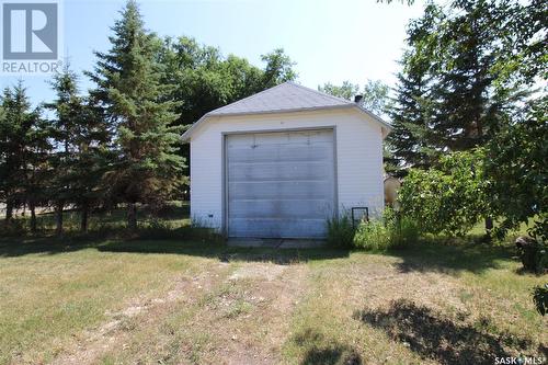 614 Front Street, Eastend, SK - Outdoor