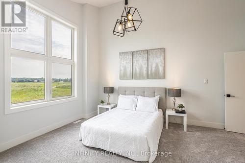 157 Crestview Drive, Middlesex Centre (Kilworth), ON - Indoor Photo Showing Bedroom