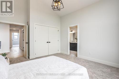 157 Crestview Drive, Middlesex Centre (Kilworth), ON - Indoor Photo Showing Bedroom