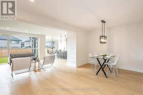 157 Crestview Drive, Middlesex Centre (Kilworth), ON - Indoor Photo Showing Dining Room