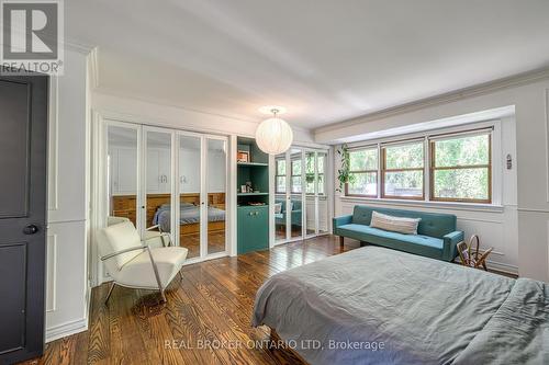 587 Commissioners Road W, London, ON - Indoor Photo Showing Bedroom