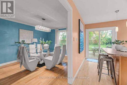 673 Woodcrest Boulevard, London, ON - Indoor Photo Showing Dining Room