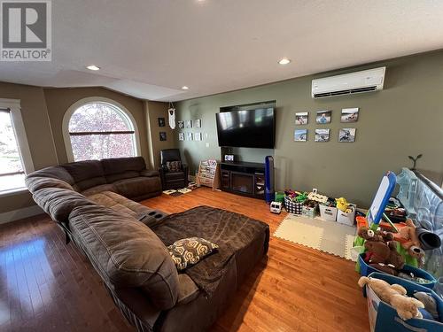 4439 Heritage Crescent, Fort Nelson, BC - Indoor Photo Showing Other Room