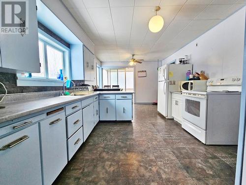 1108 River Park Road, Quesnel, BC - Indoor Photo Showing Kitchen