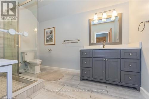 6086 5Th Line, Centre Wellington, ON - Indoor Photo Showing Bathroom