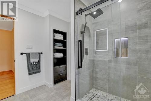 525 Pinery Road, Smiths Falls, ON - Indoor Photo Showing Bathroom