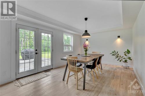 525 Pinery Road, Smiths Falls, ON - Indoor Photo Showing Dining Room