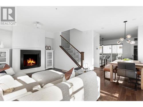 615 Fuller Avenue, Kelowna, BC - Indoor Photo Showing Living Room With Fireplace