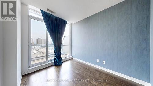 730 - 2885 Bayview Avenue, Toronto (Bayview Village), ON - Indoor Photo Showing Other Room