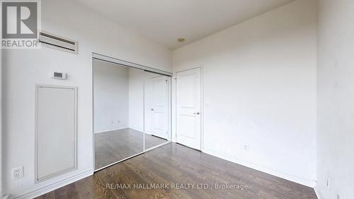 730 - 2885 Bayview Avenue, Toronto (Bayview Village), ON - Indoor Photo Showing Other Room