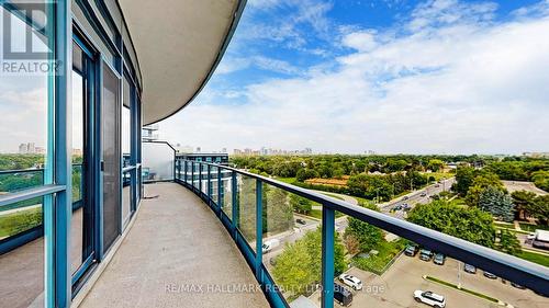 730 - 2885 Bayview Avenue, Toronto (Bayview Village), ON - Outdoor With View With Exterior