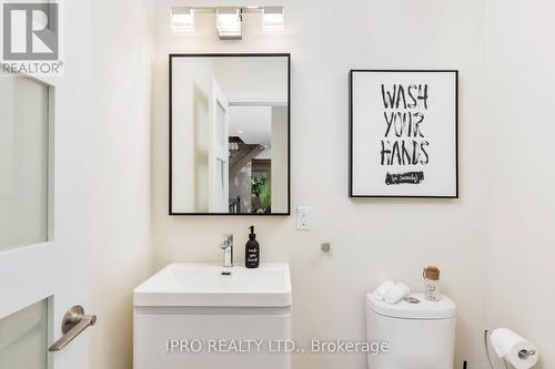 1111 Vanier Drive, Mississauga (Lorne Park), ON - Indoor Photo Showing Bathroom