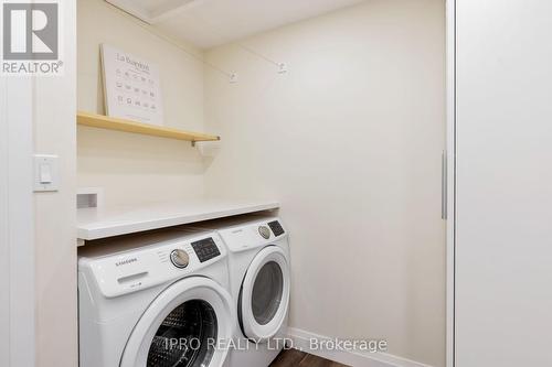 1111 Vanier Drive, Mississauga (Lorne Park), ON - Indoor Photo Showing Laundry Room