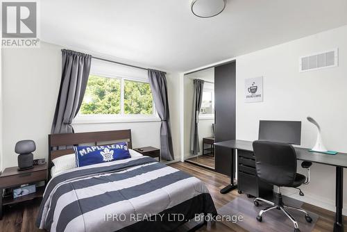 1111 Vanier Drive, Mississauga (Lorne Park), ON - Indoor Photo Showing Bedroom