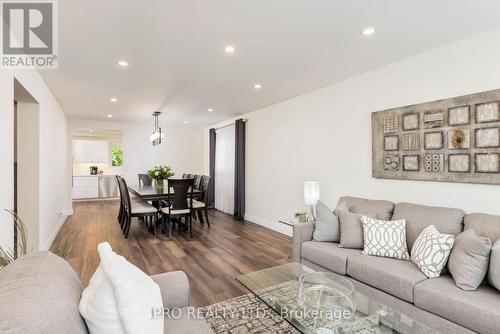 1111 Vanier Drive, Mississauga (Lorne Park), ON - Indoor Photo Showing Living Room