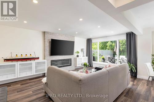 1111 Vanier Drive, Mississauga (Lorne Park), ON - Indoor Photo Showing Living Room With Fireplace