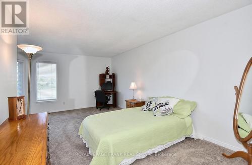 305C - 1099 Clonsilla Avenue, Peterborough (Monaghan), ON - Indoor Photo Showing Bedroom