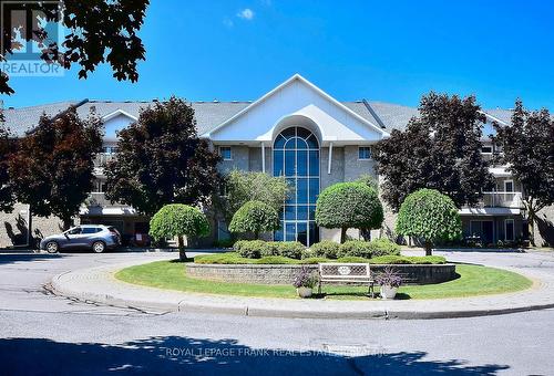 305C - 1099 Clonsilla Avenue, Peterborough (Monaghan), ON - Outdoor With Facade