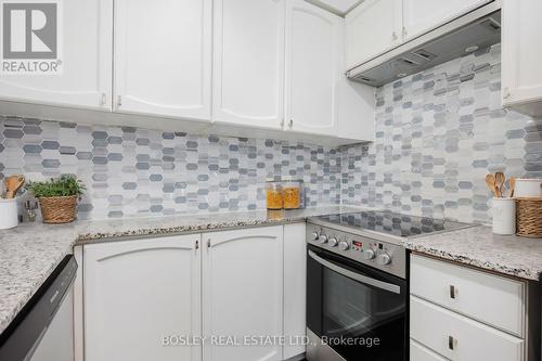 601 - 1103 Leslie Street, Toronto (Banbury-Don Mills), ON - Indoor Photo Showing Kitchen With Upgraded Kitchen