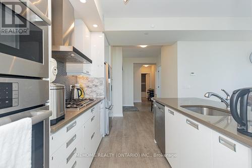 4201 - 99 John Street, Toronto (Waterfront Communities), ON - Indoor Photo Showing Kitchen With Upgraded Kitchen